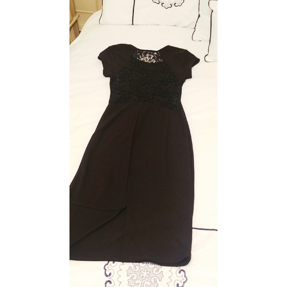 Dress - Picture 2 of 3